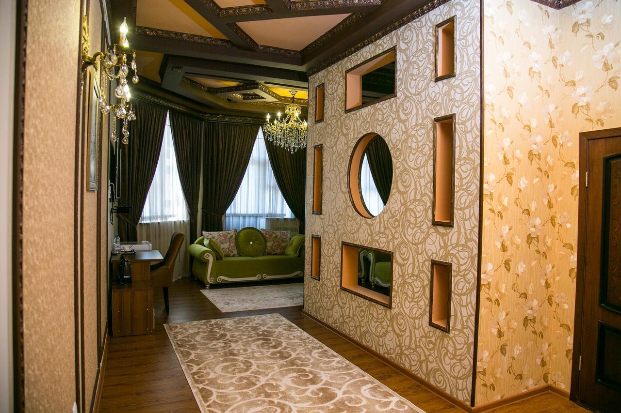 Complex Bella Vista Hotel Kyzylorda Bagian luar foto