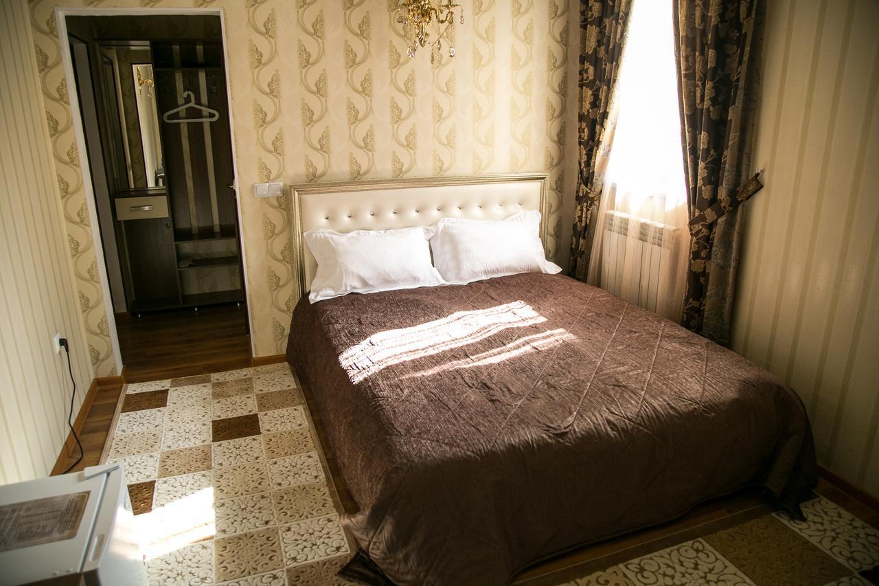 Complex Bella Vista Hotel Kyzylorda Bagian luar foto