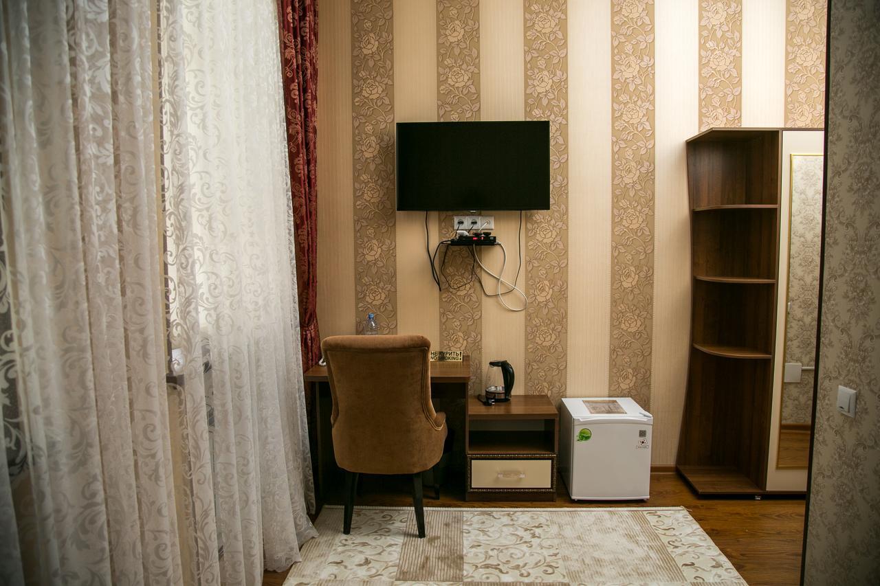 Complex Bella Vista Hotel Kyzylorda Bagian luar foto
