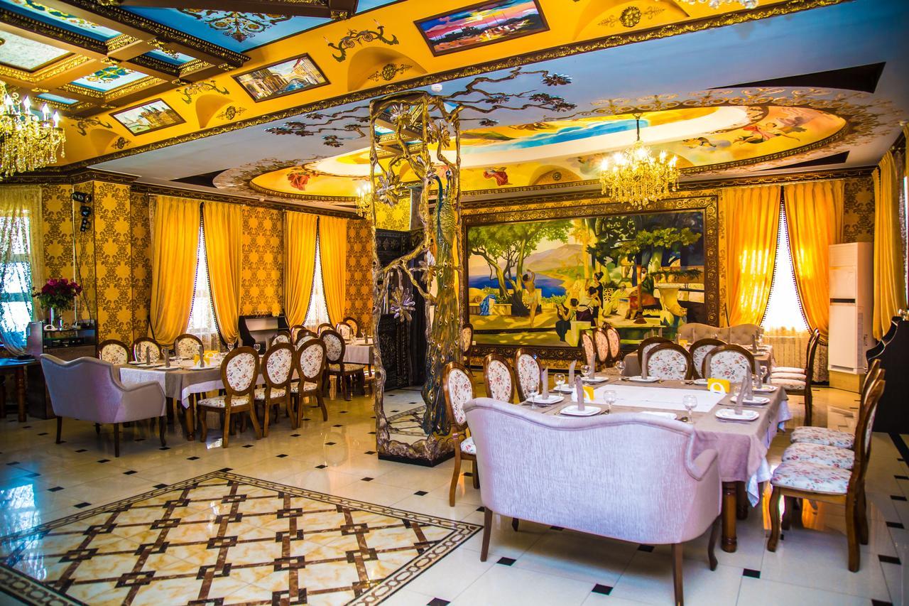Complex Bella Vista Hotel Kyzylorda Bagian luar foto