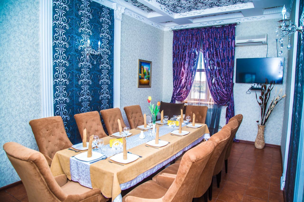Complex Bella Vista Hotel Kyzylorda Bagian luar foto